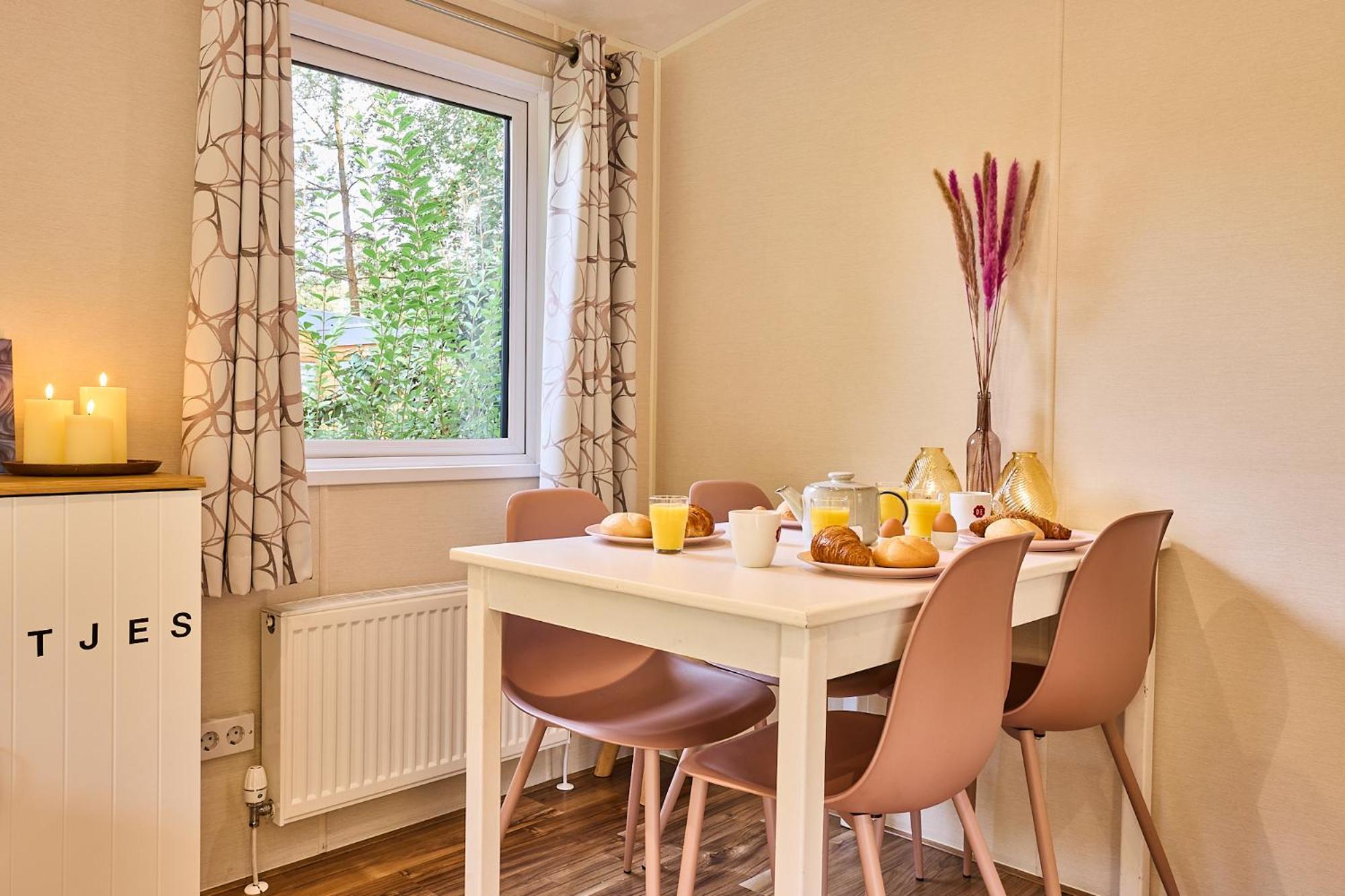 Chalet Huisje Bella Op De Veluwe Max 2 Volwassene บีคแบร์เกิน ภายนอก รูปภาพ